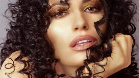 Por qué y cómo la biotina sirve en el cabello: beneficios revelados - Untitled design e