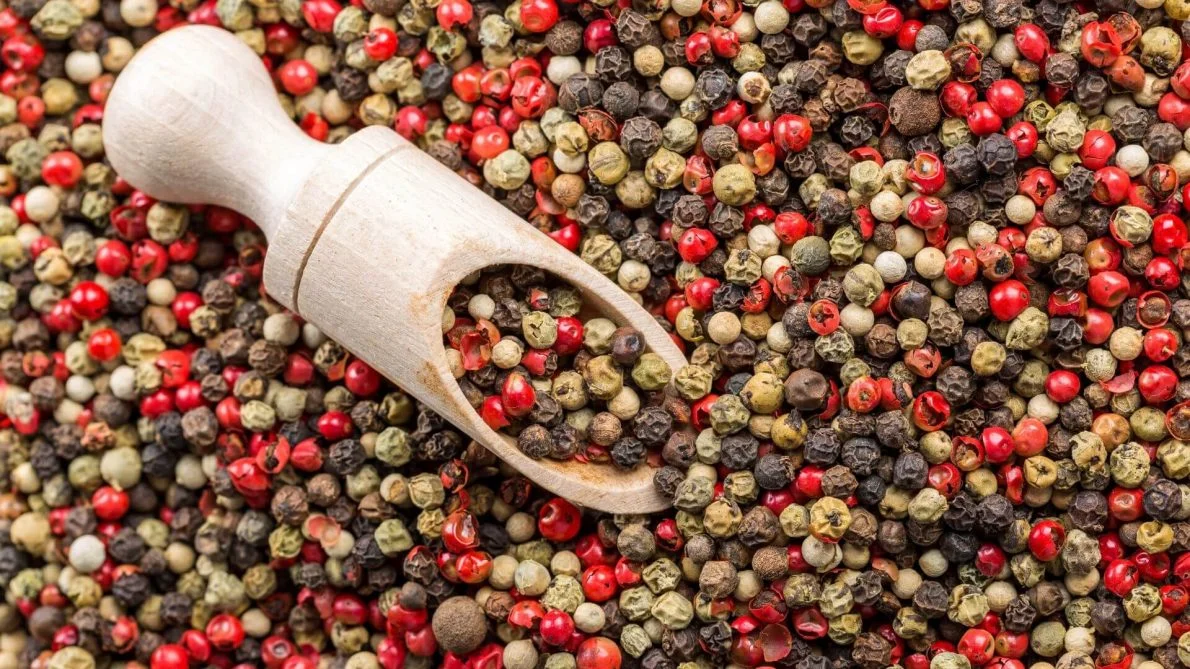 Secretos culinarios: Cuál es la pimienta que realza tus sabores - Untitled design e Secretos culinarios: Cuál es la pimienta que realza tus sabores - Untitled design e
