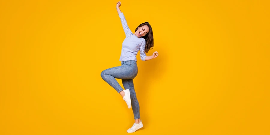 ¿Cuál es el mejor momento para tomar vitaminas y suplementos? - AdobeStock